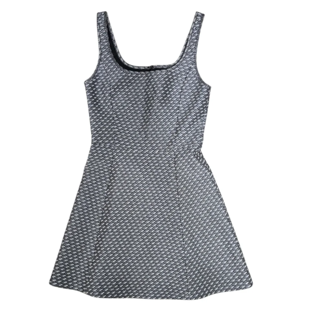 Theory Trekana Circuit Knit Fit And Flare Sleeveless Gray Mini Dress Size 0 EUC